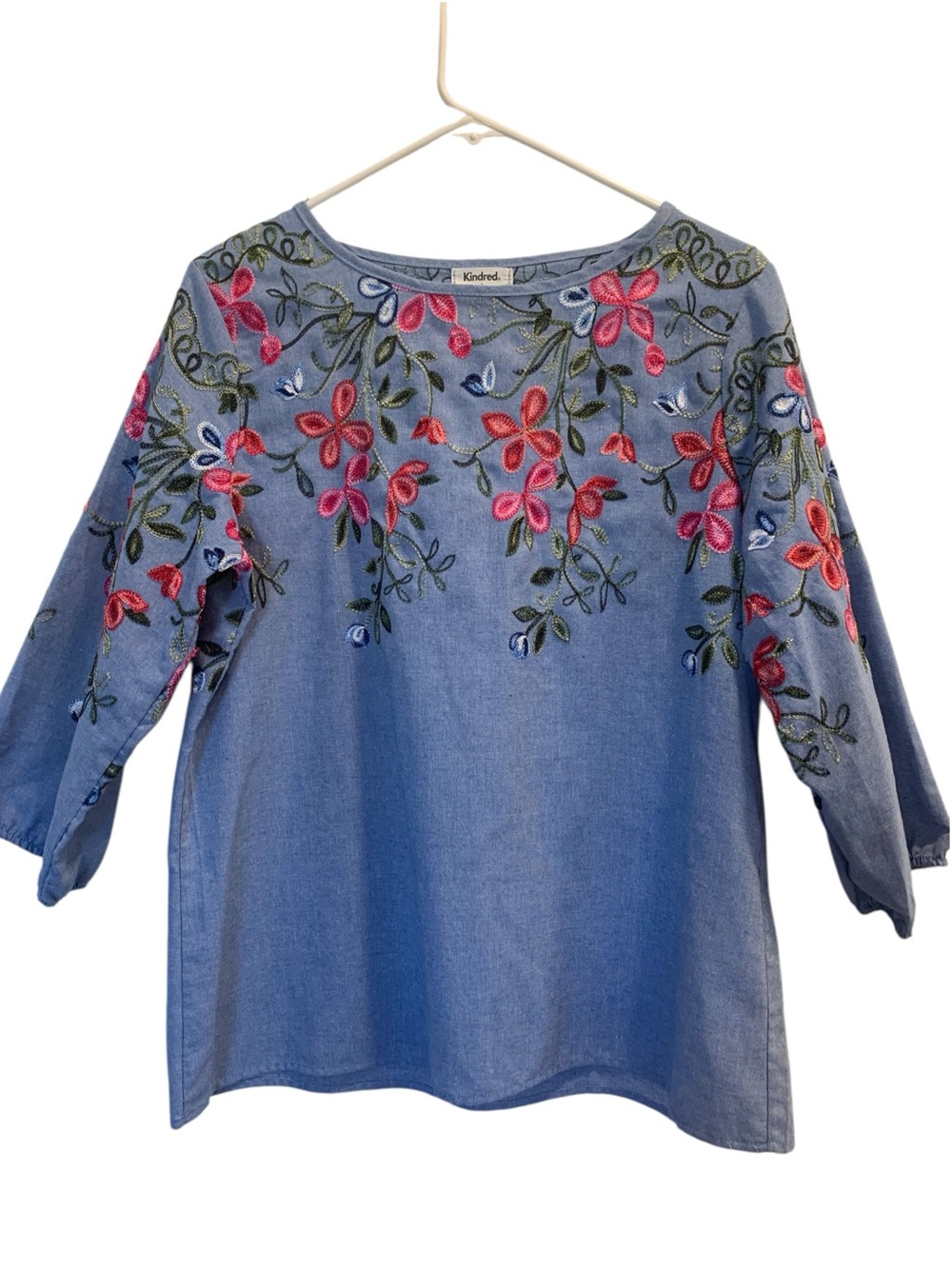 Kindred Embroidered Blouse Size Large